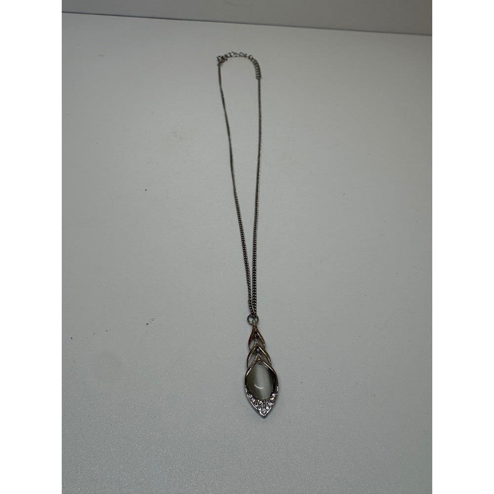 Silver Tone Tiered Teardrop Pendant Necklace Grey Cats Eye Rhinestone